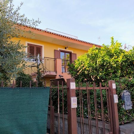 Casa Vacanze I Mori Mascali Exteriör bild
