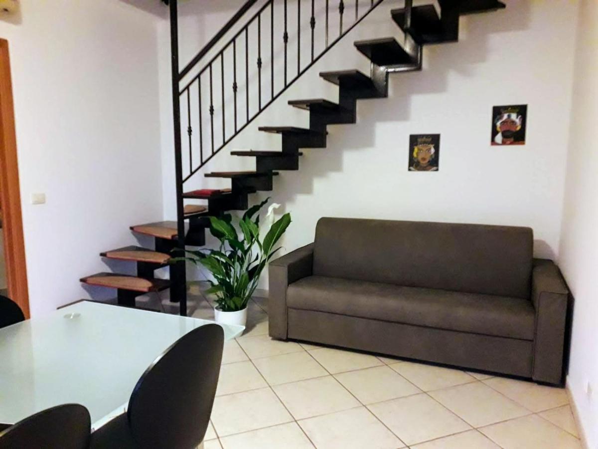 Casa Vacanze I Mori Mascali Exteriör bild