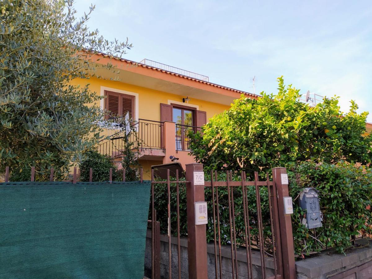Casa Vacanze I Mori Mascali Exteriör bild