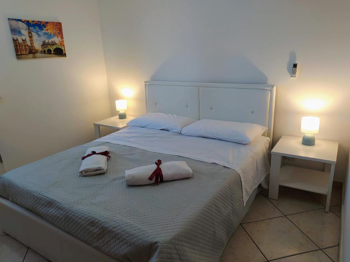 Casa Vacanze I Mori Mascali Exteriör bild